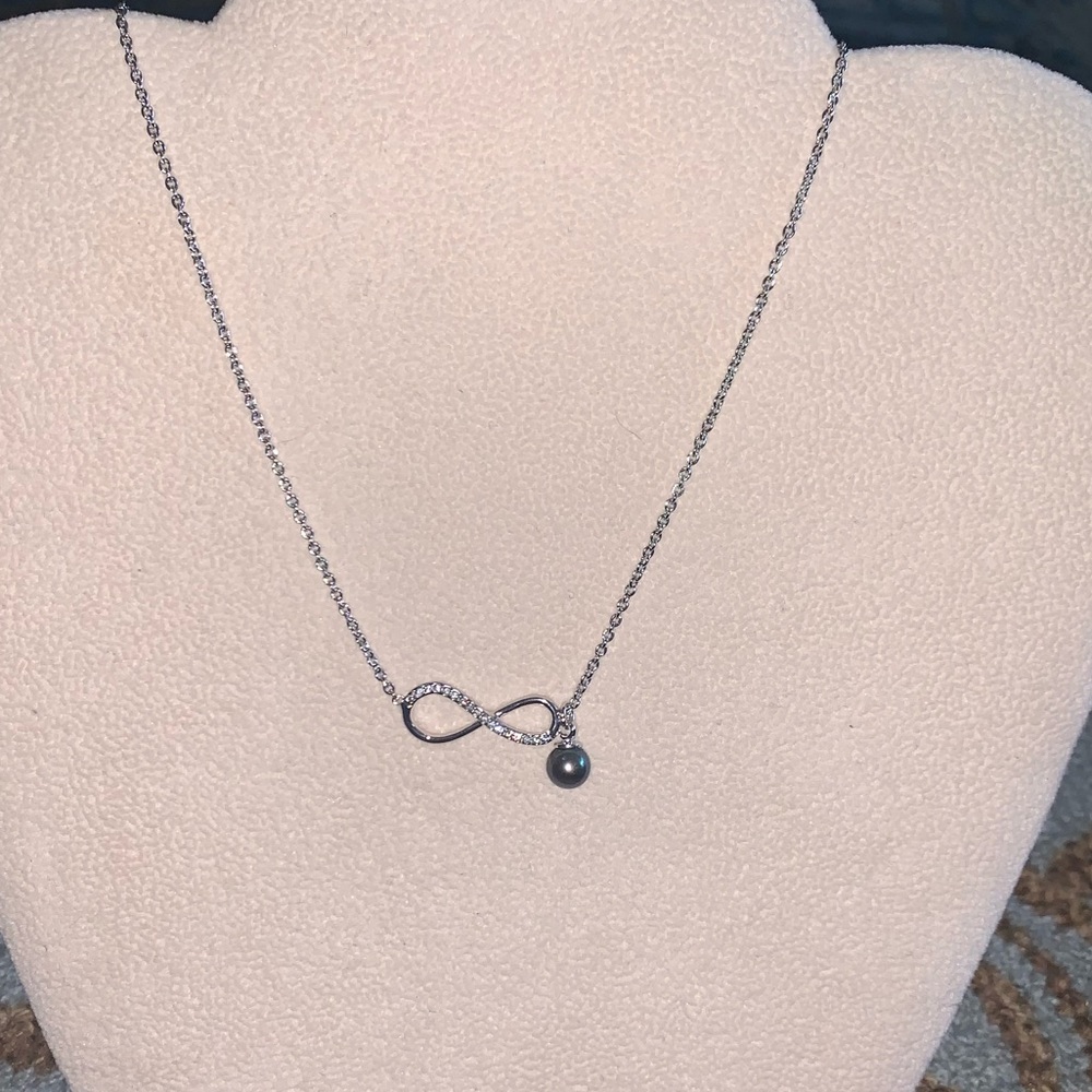 Infinity Black Pearl Necklace